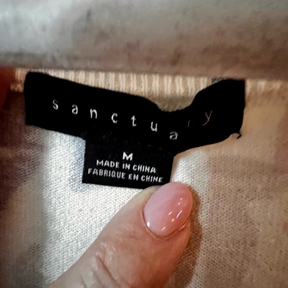 Top - Picture 3 of 3